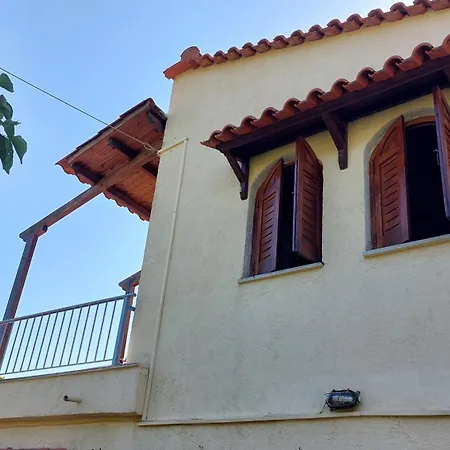 Uniquelivadi Villa *